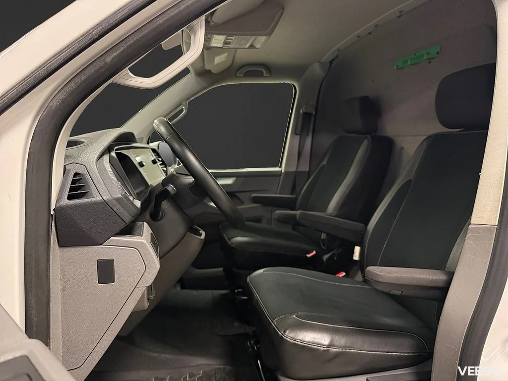 Volkswagen Transporter 2.0 TDI 4M DSG 150HK L2 /Drag /Moms 110kW