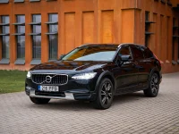 Volvo V90 Cross Country 2019 2.0 140kW thumbnail