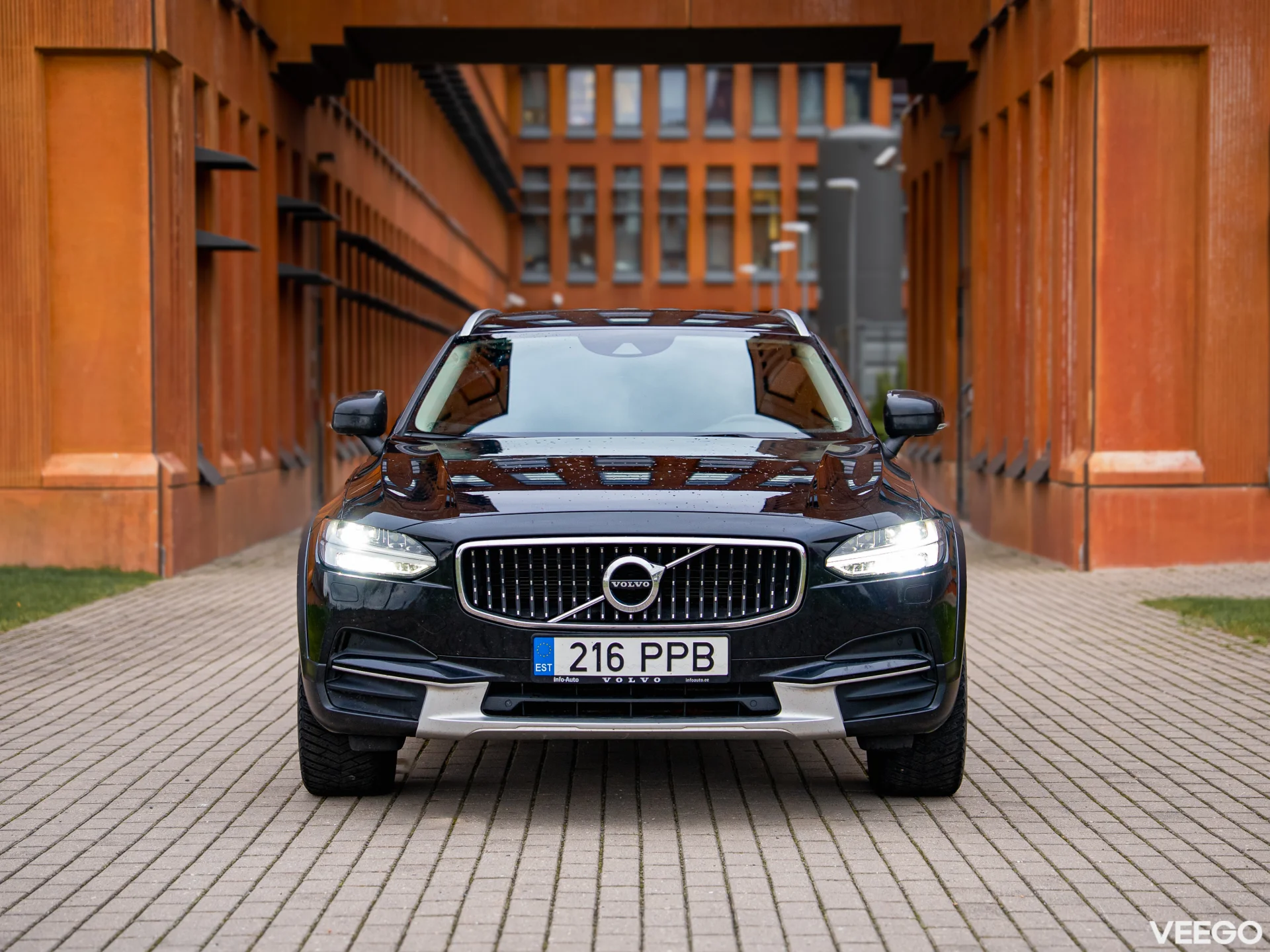 Volvo V90 Cross Country 2019 2.0 140kW