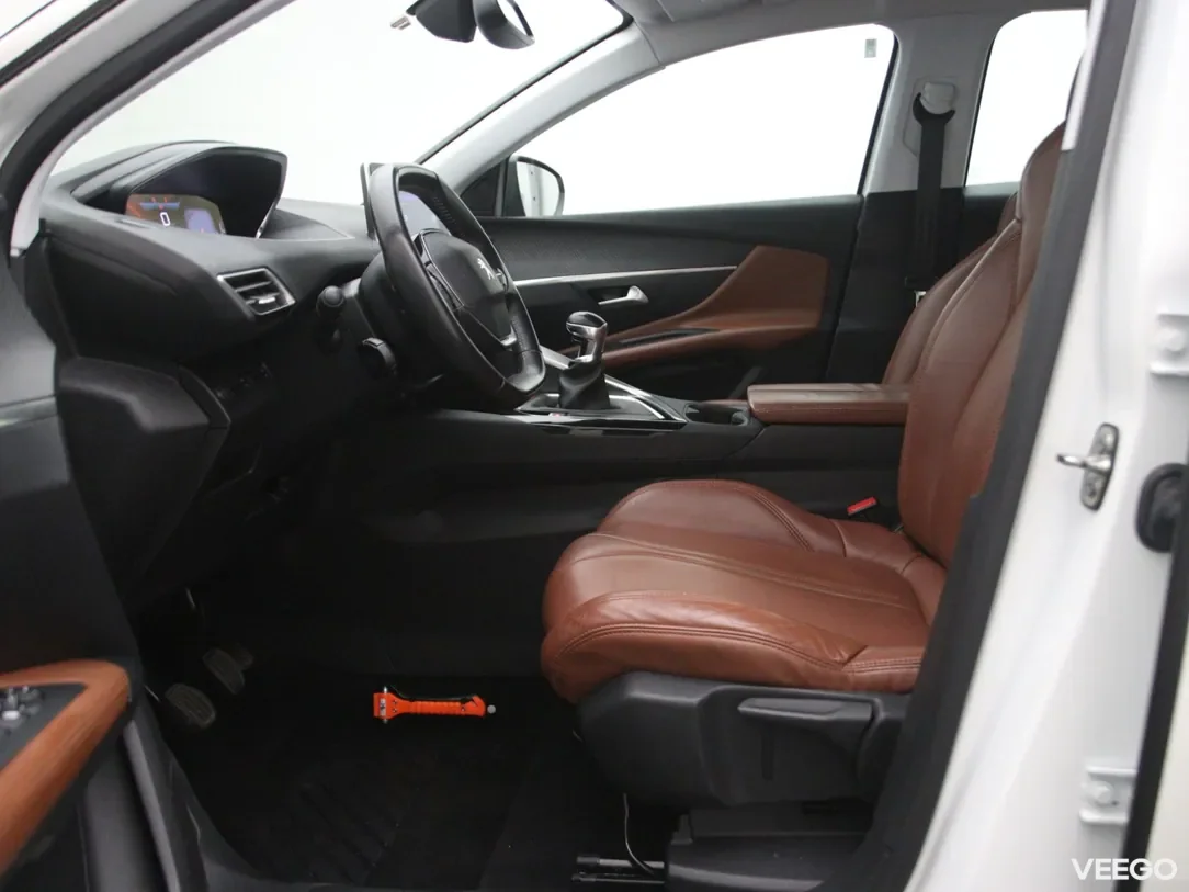 Peugeot 3008 1.2 96kW