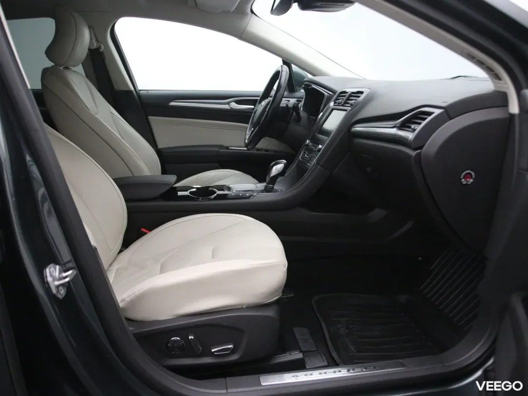 Ford Mondeo 2 110kW