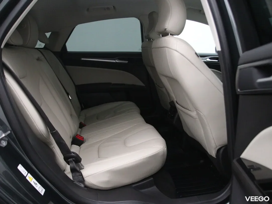 Ford Mondeo 2 110kW