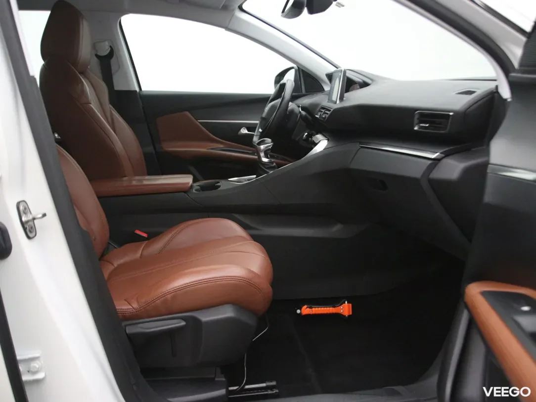 Peugeot 3008 1.2 96kW