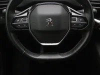 Peugeot 3008 1.2 96kW thumbnail