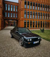 BMW 316 E30 2.8 142kW thumbnail