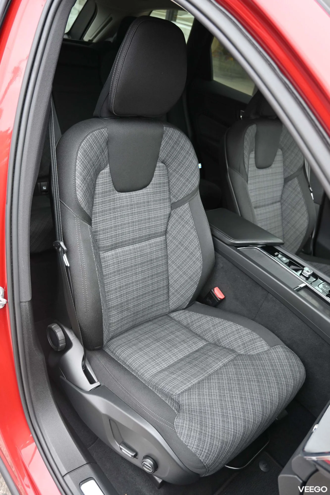 Volvo XC60 PLUS INTELLI SAFE PRO GOOGLE FACELIFT 2 145kW