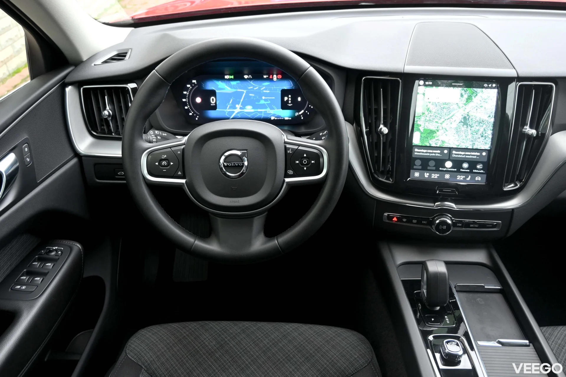 Volvo XC60 PLUS INTELLI SAFE PRO GOOGLE FACELIFT 2 145kW
