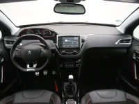 Peugeot 2008 1.2 96kW thumbnail