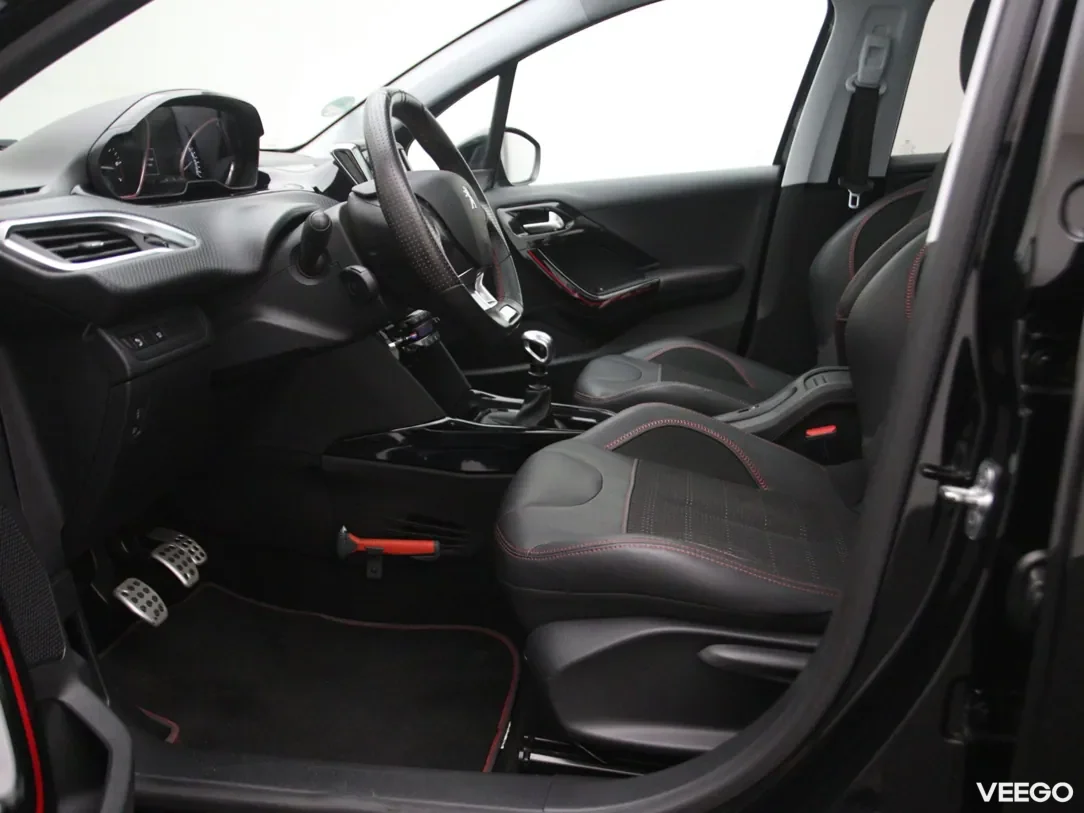 Peugeot 2008 1.2 96kW