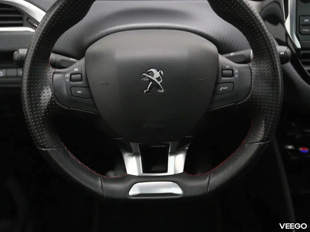 Peugeot 2008 1.2 96kW