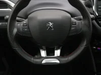 Peugeot 2008 1.2 96kW thumbnail
