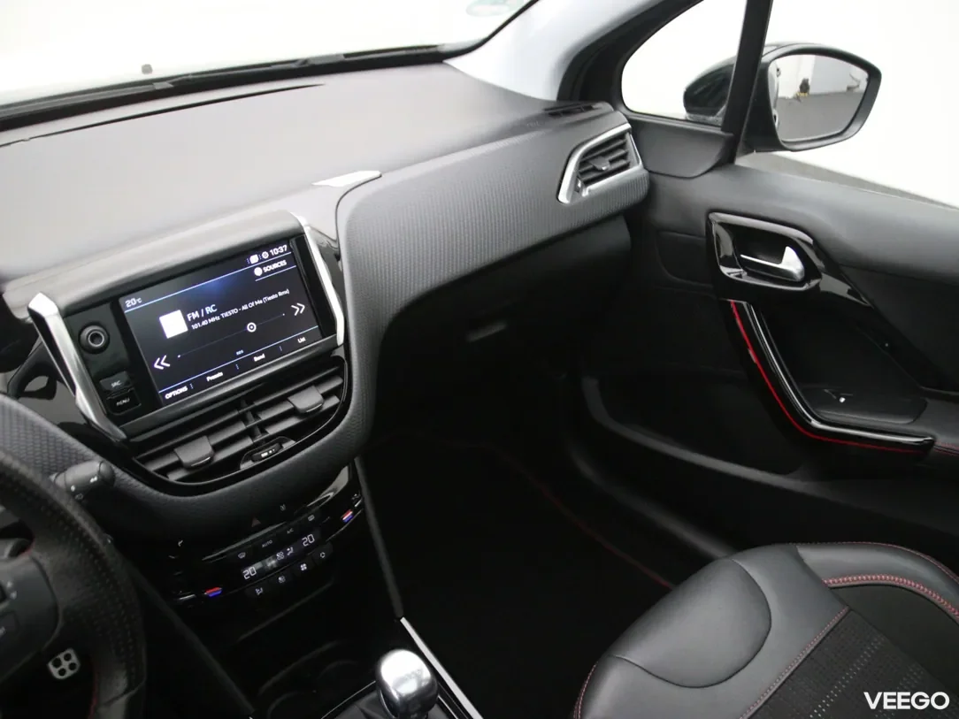 Peugeot 2008 1.2 96kW