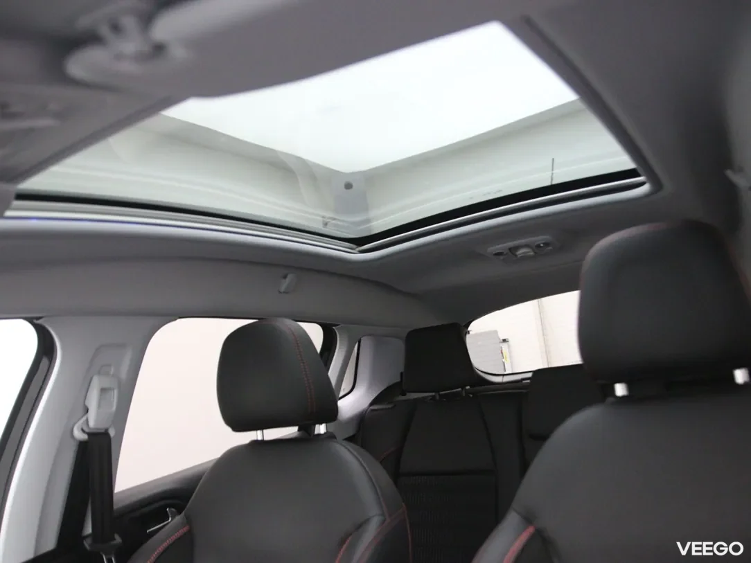 Peugeot 2008 1.2 96kW