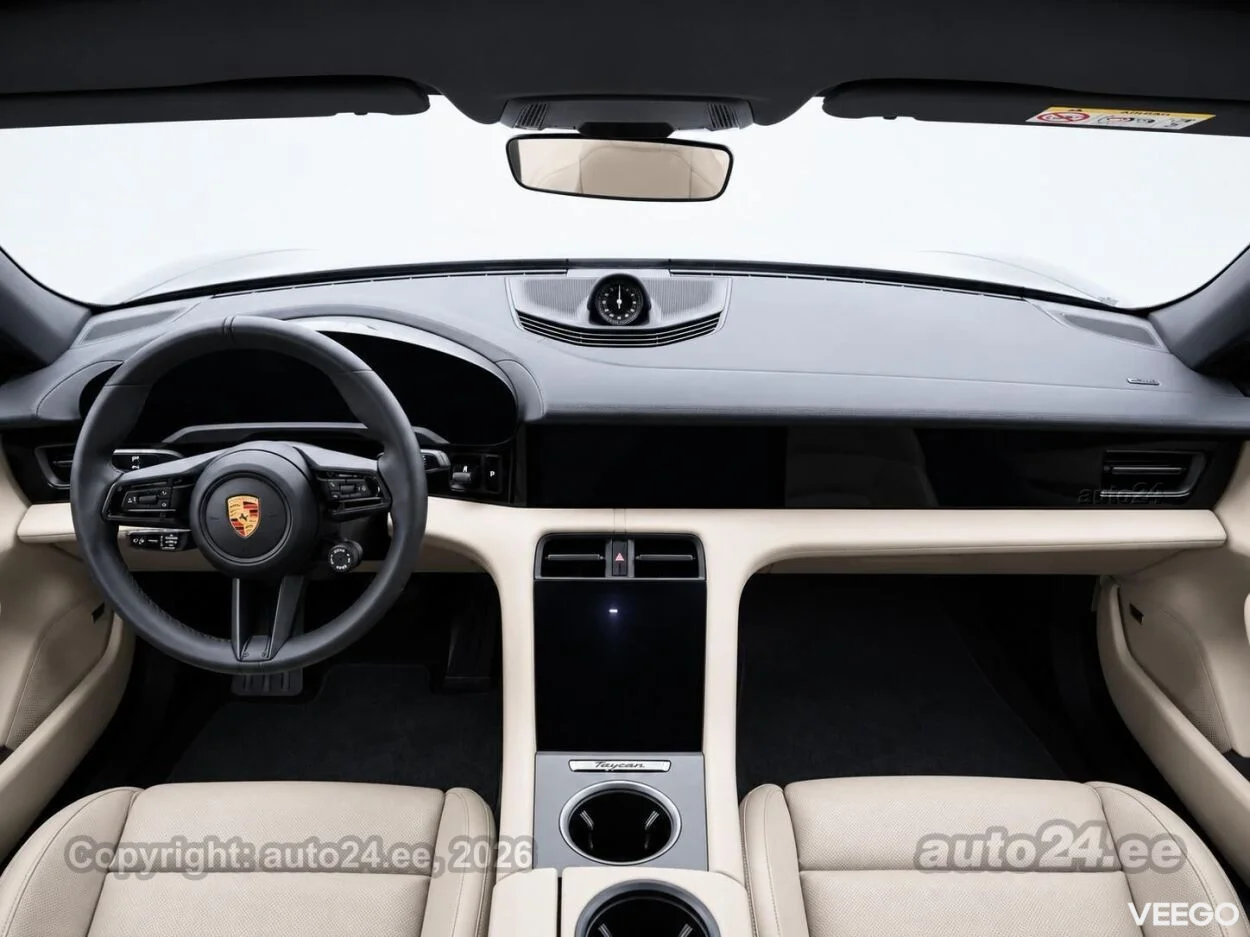 Porsche Taycan 93 KWh 350kW