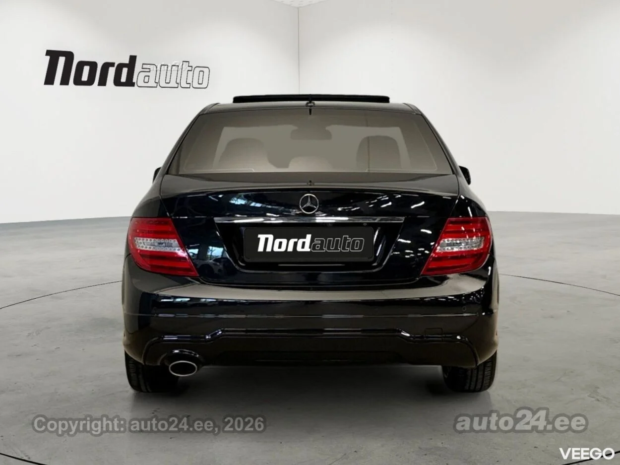 Mercedes-Benz C200 - 1.8 135kW