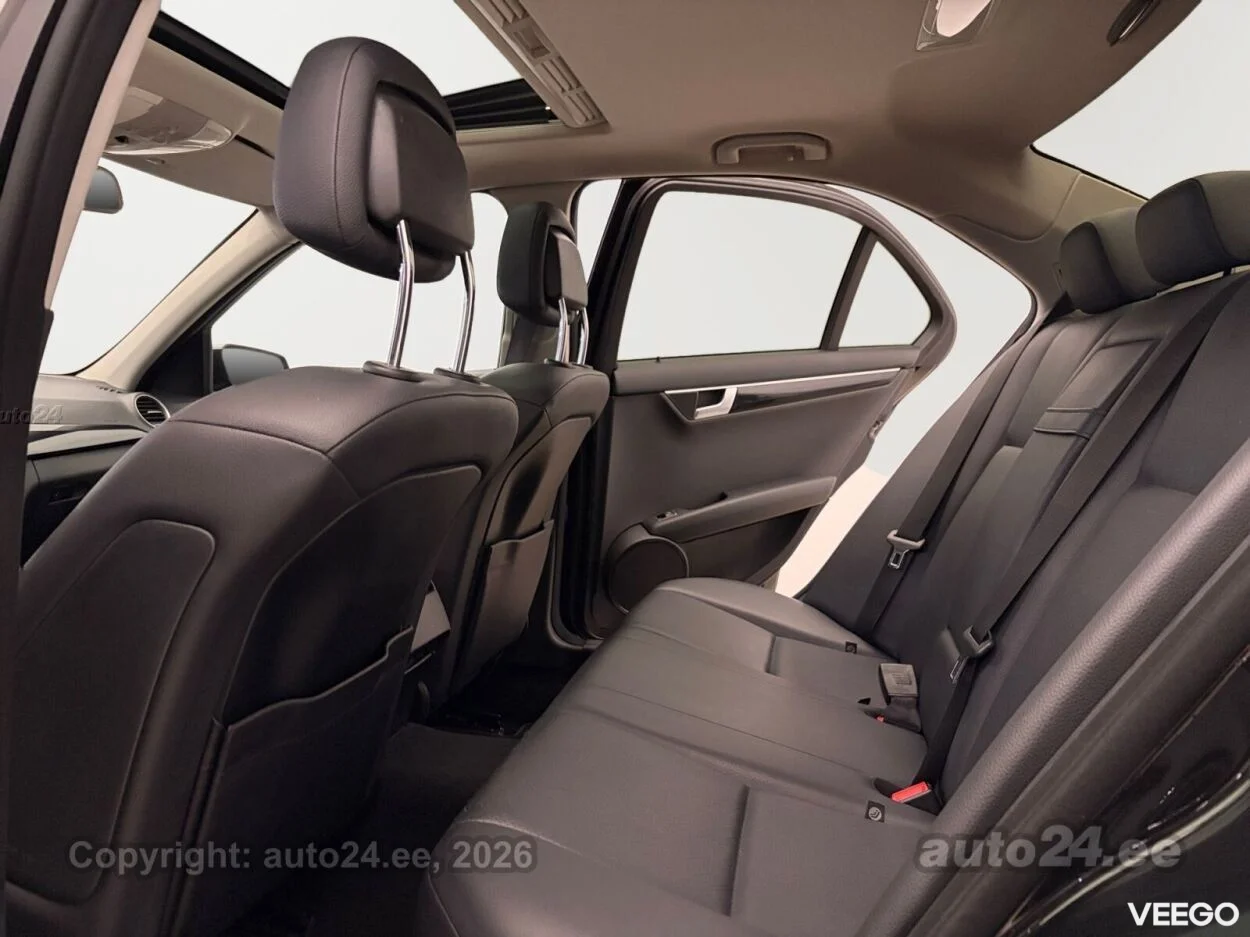 Mercedes-Benz C200 - 1.8 135kW