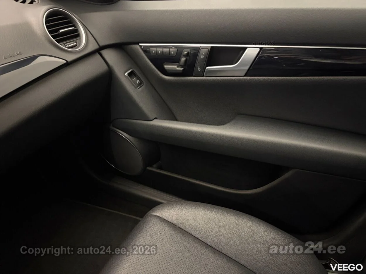 Mercedes-Benz C200 - 1.8 135kW