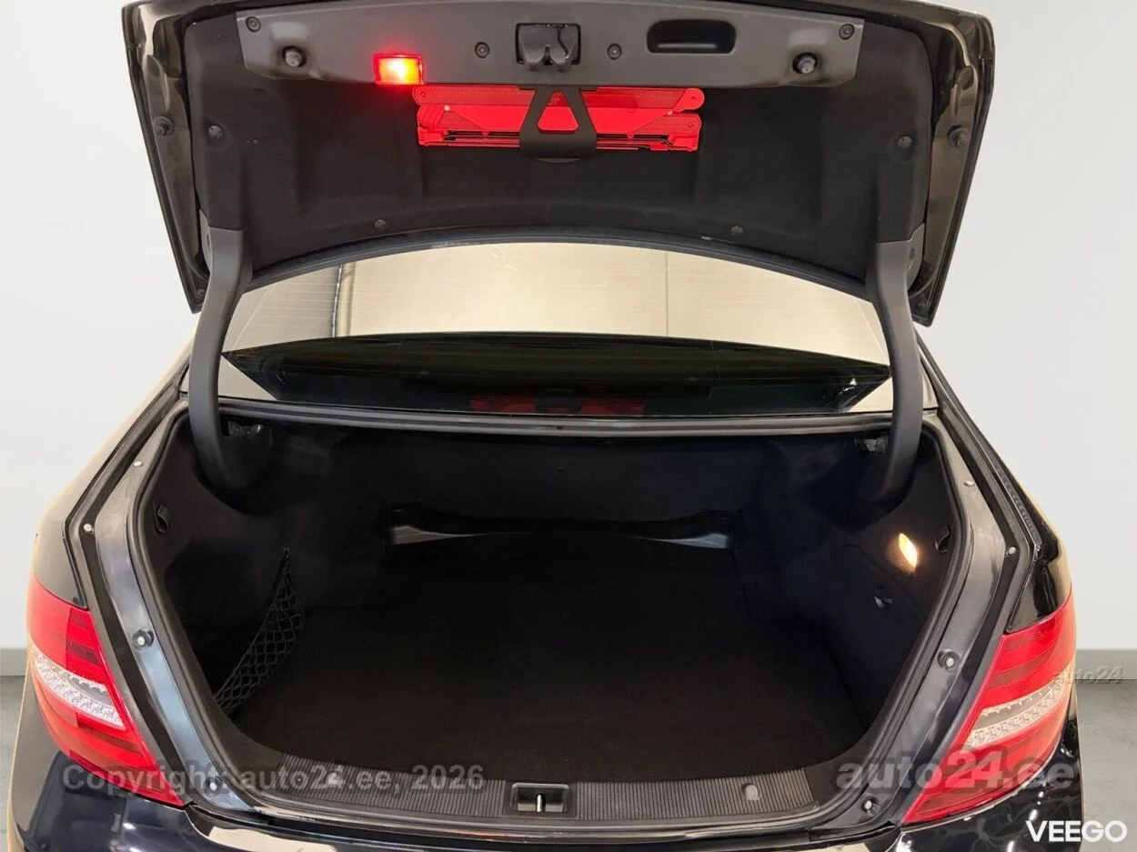 Mercedes-Benz C200 - 1.8 135kW