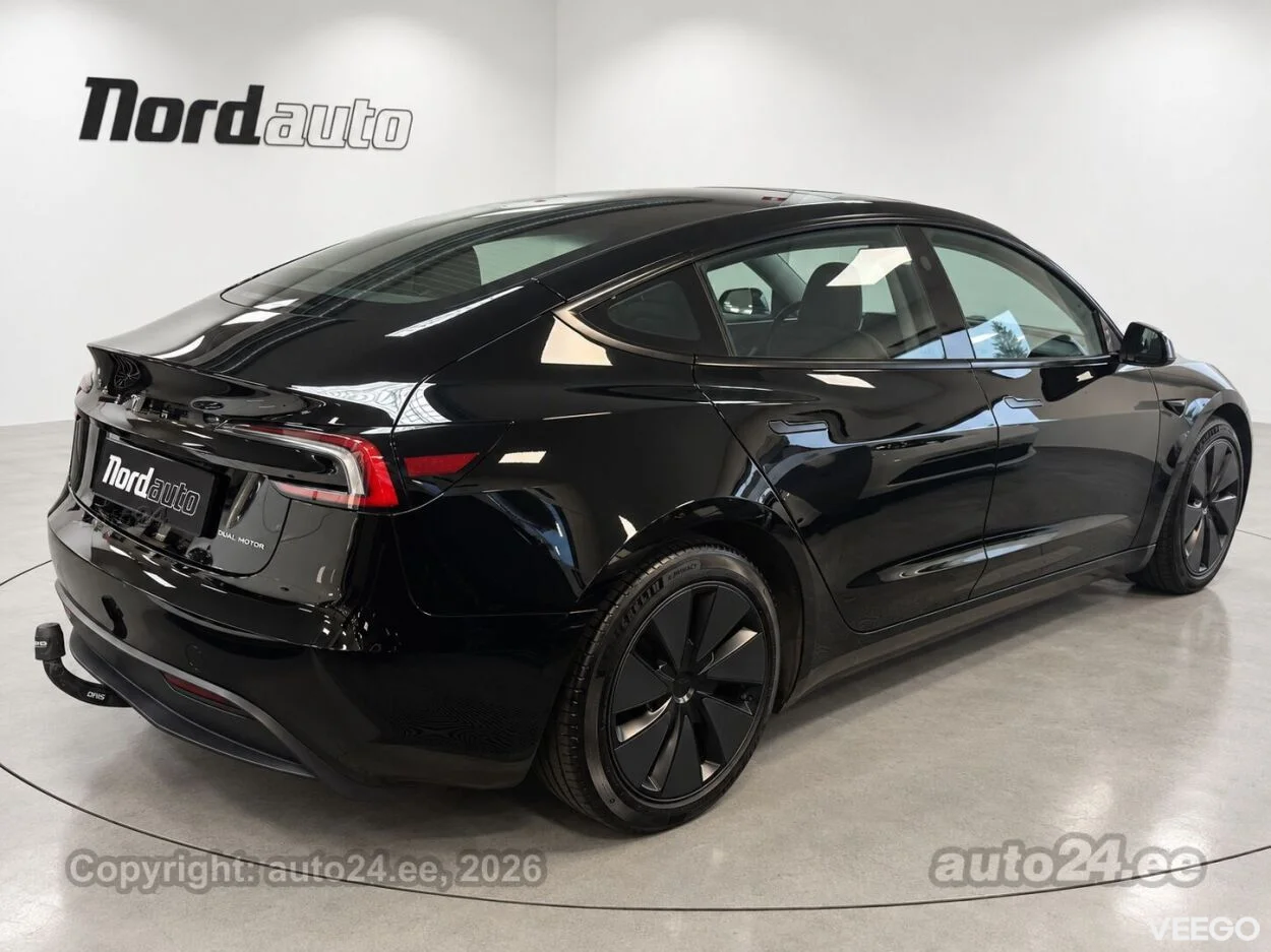 Tesla Model 3 Long Range AWD 366kW