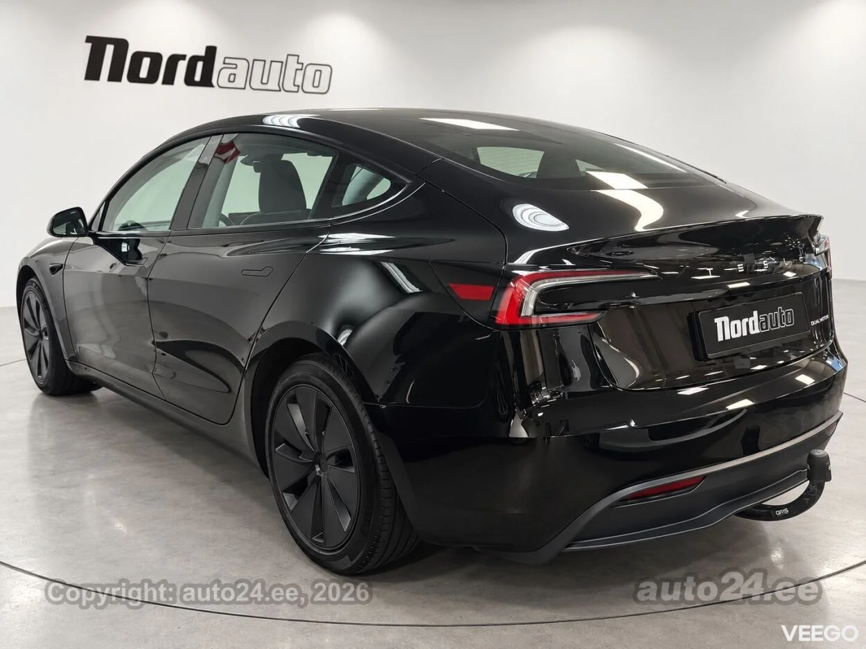 Tesla Model 3 Long Range AWD 366kW