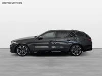 BMW 530 xDrive Touring M Sport Drag H/K Rattvärme Drive Assist 0kW thumbnail