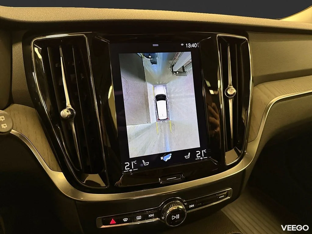 Volvo V60 Recharge T6 AWD 341HK Inscription /Pano /H/K /Drag 251kW