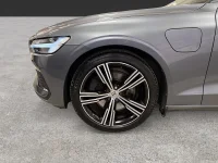 Volvo V60 Recharge T6 AWD 341HK Inscription /Pano /H/K /Drag 251kW thumbnail
