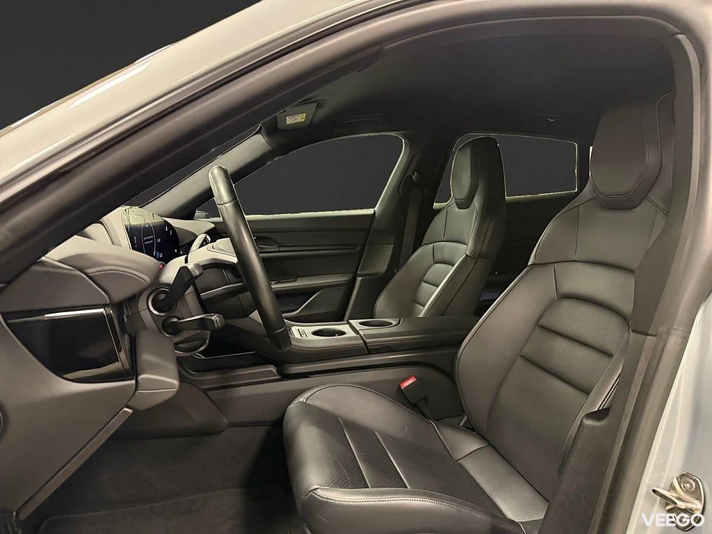 Porsche Taycan Sport Turismo 381HK /PB+ /Sport Chrono /Moms 280kW
