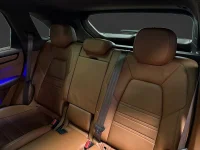 Porsche Cayenne E-Hybrid 462HK /Night Vis /HuD /Pano/Se Spec 340kW