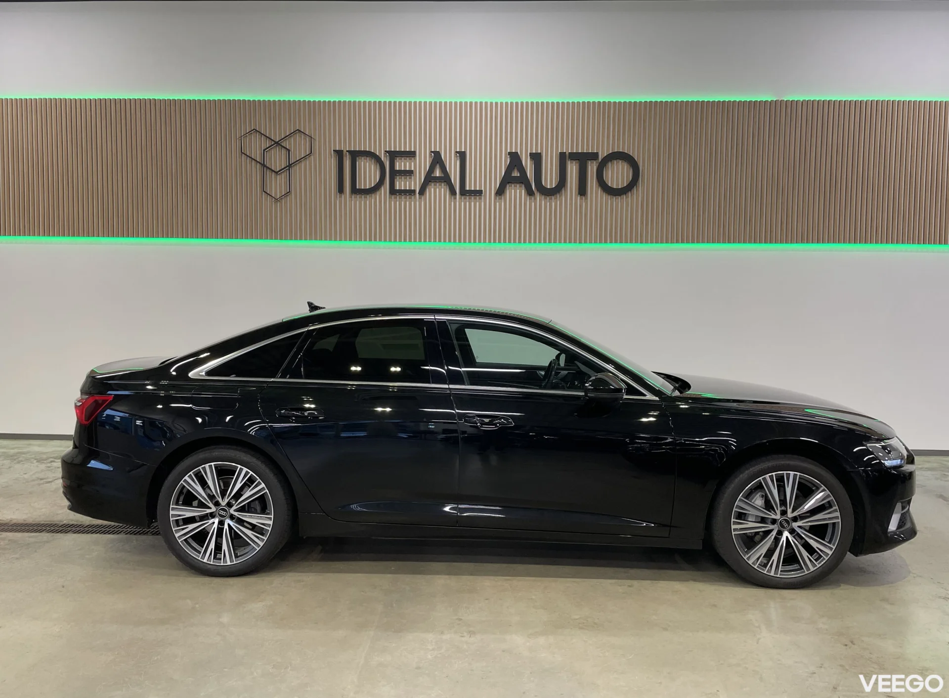 Audi A6 LIMOUSINE 2 195kW