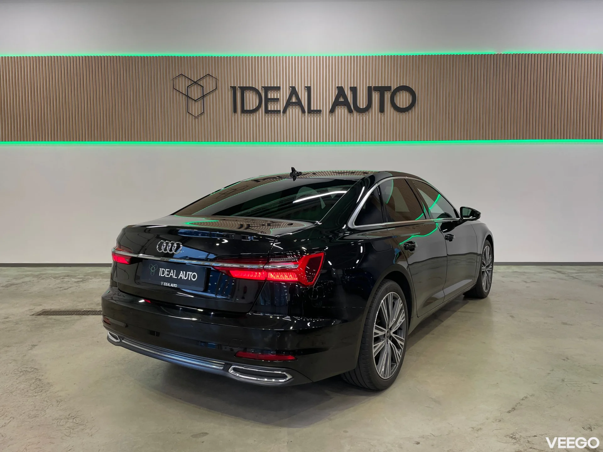 Audi A6 LIMOUSINE 2 195kW