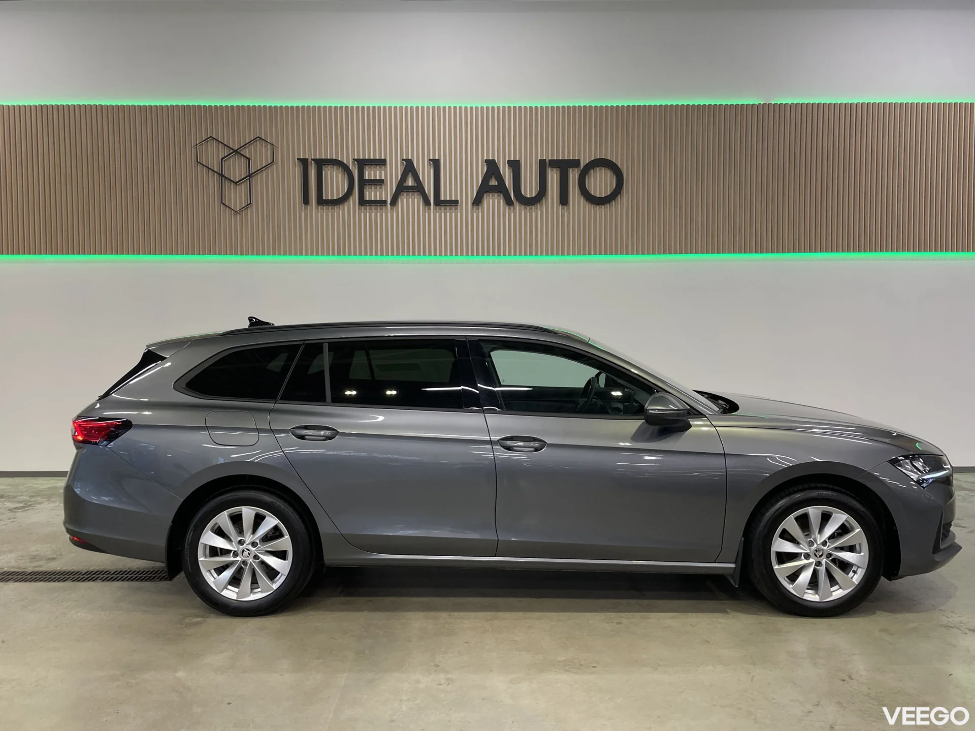 Skoda Superb Combi Selection 1.5 110kW