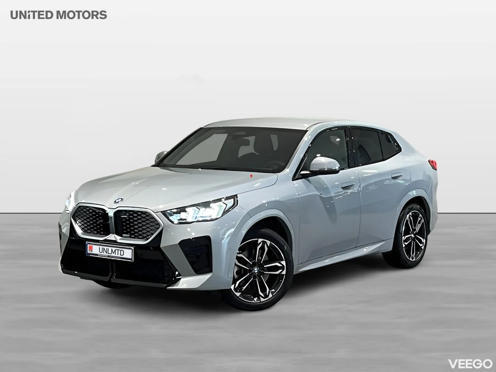 BMW iX2 xDrive30 M Sport Drag Adpt Farth Sportstolar 19" Rattv. 0kW