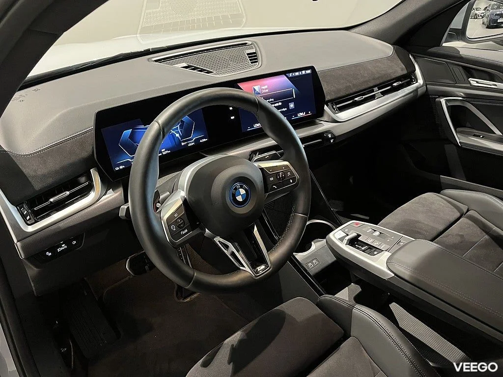 BMW iX2 xDrive30 M Sport Drag Adpt Farth Sportstolar 19" Rattv. 0kW