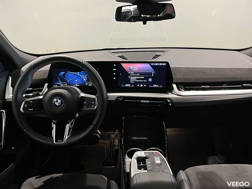 BMW iX2 xDrive30 M Sport Drag Adpt Farth Sportstolar 19" Rattv. 0kW