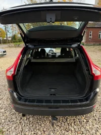 Volvo XC60 Volvo XC60 2.4 129KW 2.4 129kW thumbnail