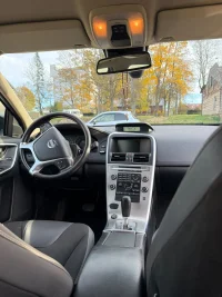 Volvo XC60 Volvo XC60 2.4 129KW 2.4 129kW thumbnail