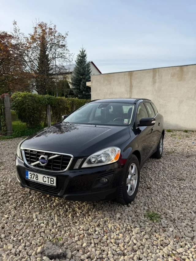 Image of Volvo XC60 Volvo XC60 2.4 129KW 2.4 129kW