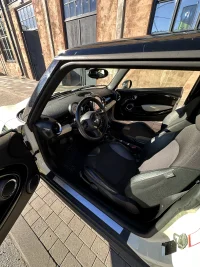 Mini Cooper 1.6 90kW thumbnail