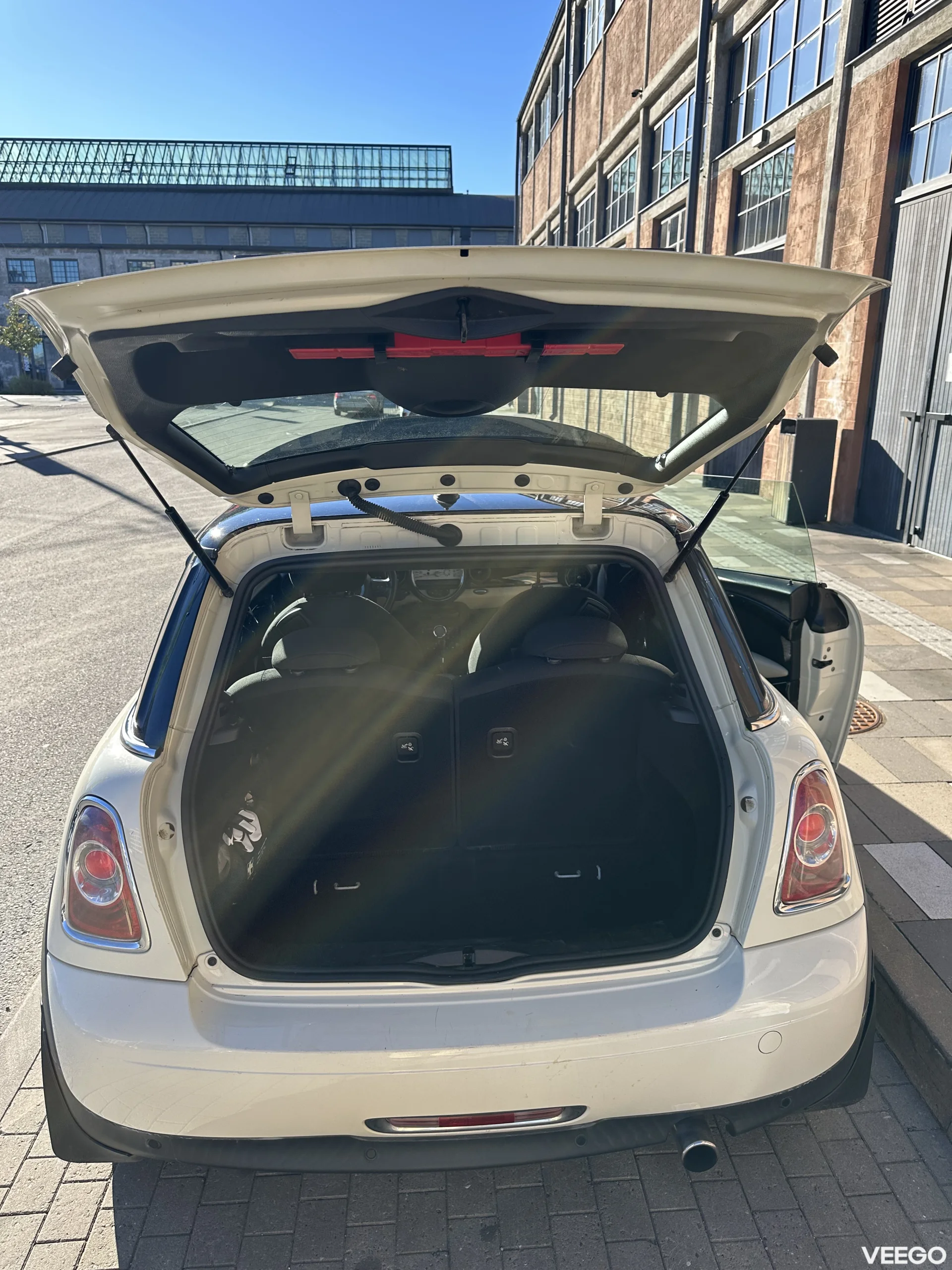 Mini Cooper 1.6 90kW
