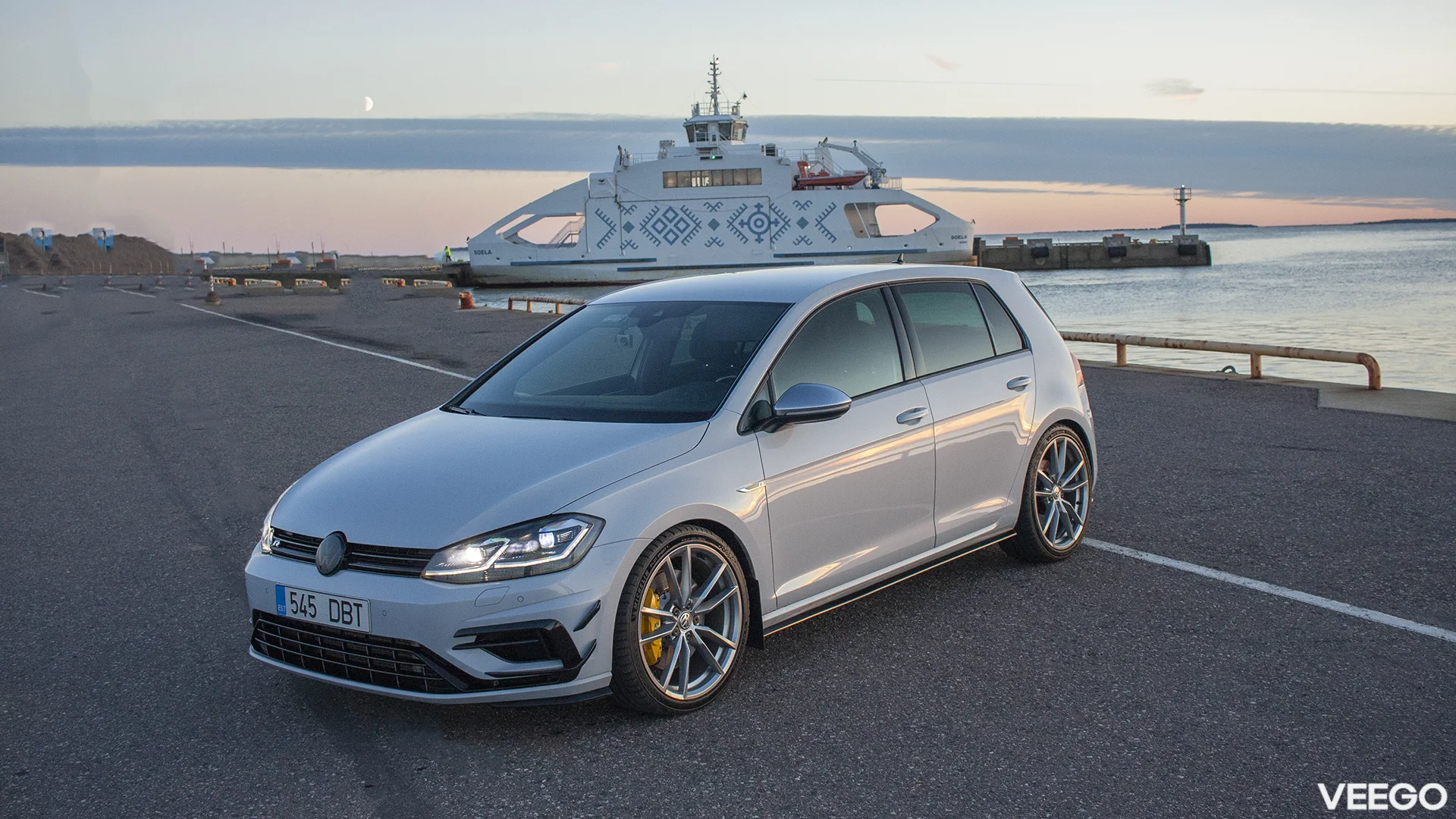 Volkswagen Golf R 2.0 228kW