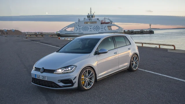 Image of Volkswagen Golf R 2.0 228kW