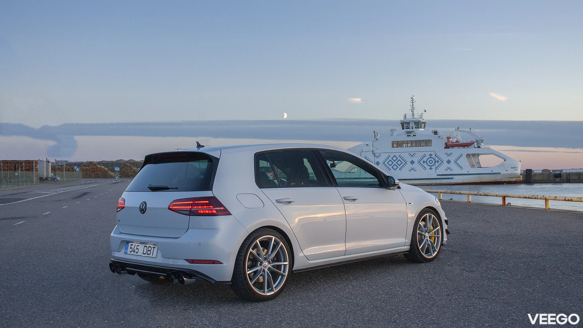 Volkswagen Golf R 2.0 228kW