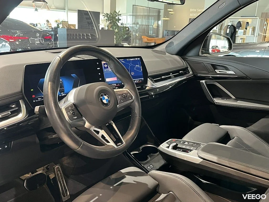 BMW X1 sDrive18i M Sport D/A Plus Rattvärme Dragkrok 100kW