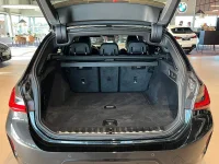 BMW 320 320D xDrive Touring M Sport Drag Rattvärme Navi HiFi 140kW thumbnail