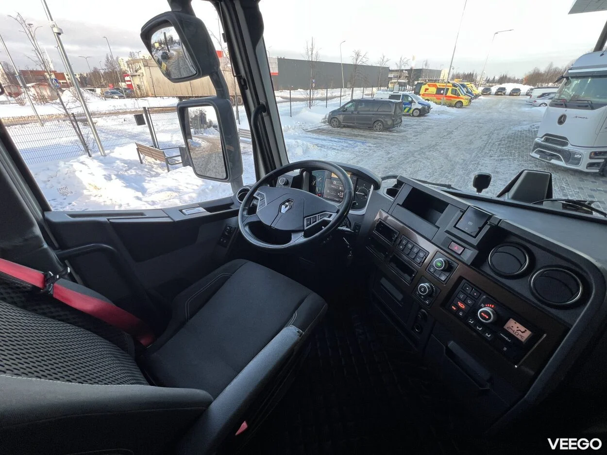 Renault C 250 High 12.8 360kW