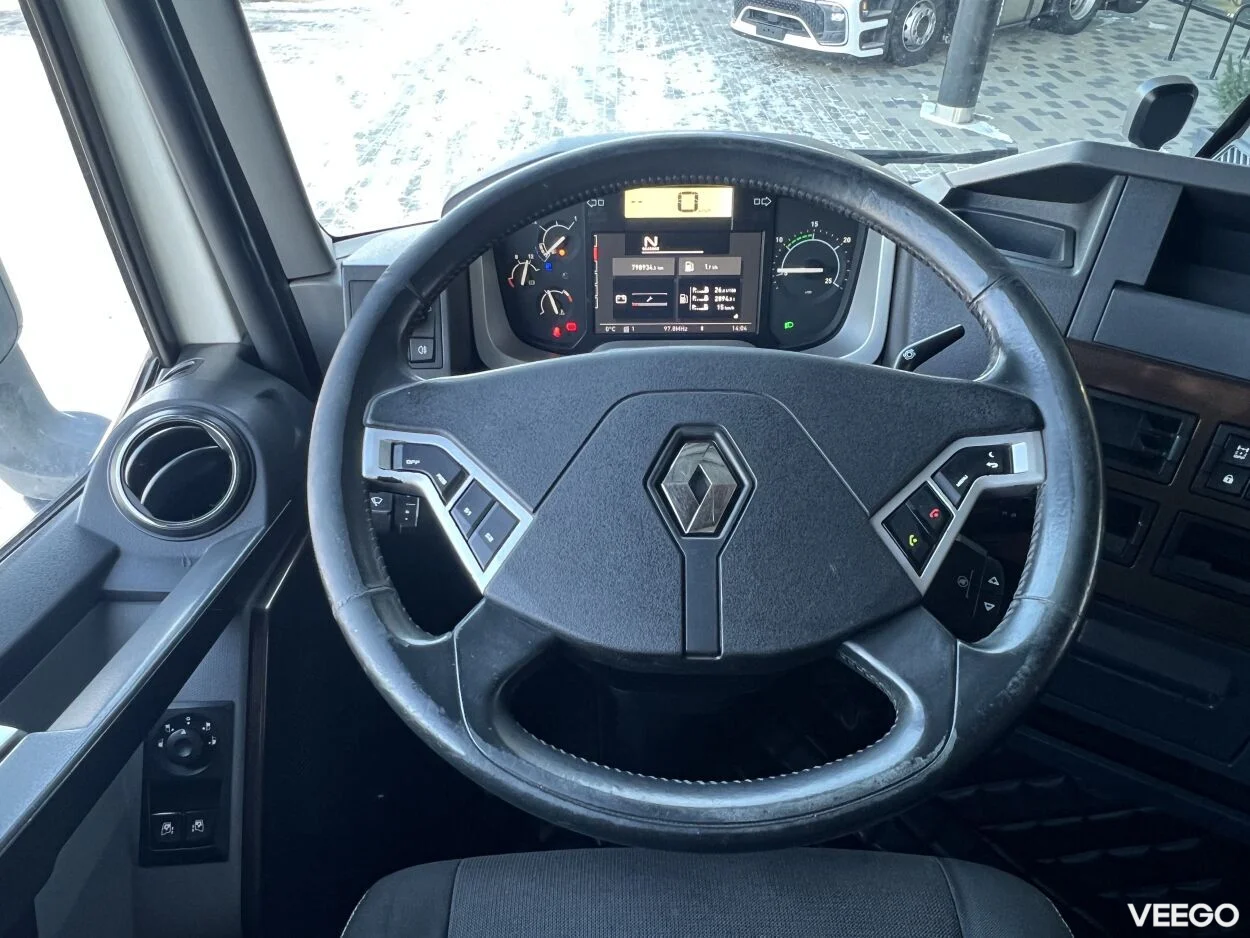 Renault C 250 High 12.8 360kW