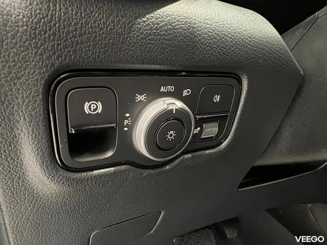 Mercedes-Benz Vito 119CDI 4Matic Mixto A2 N1 2 140kW