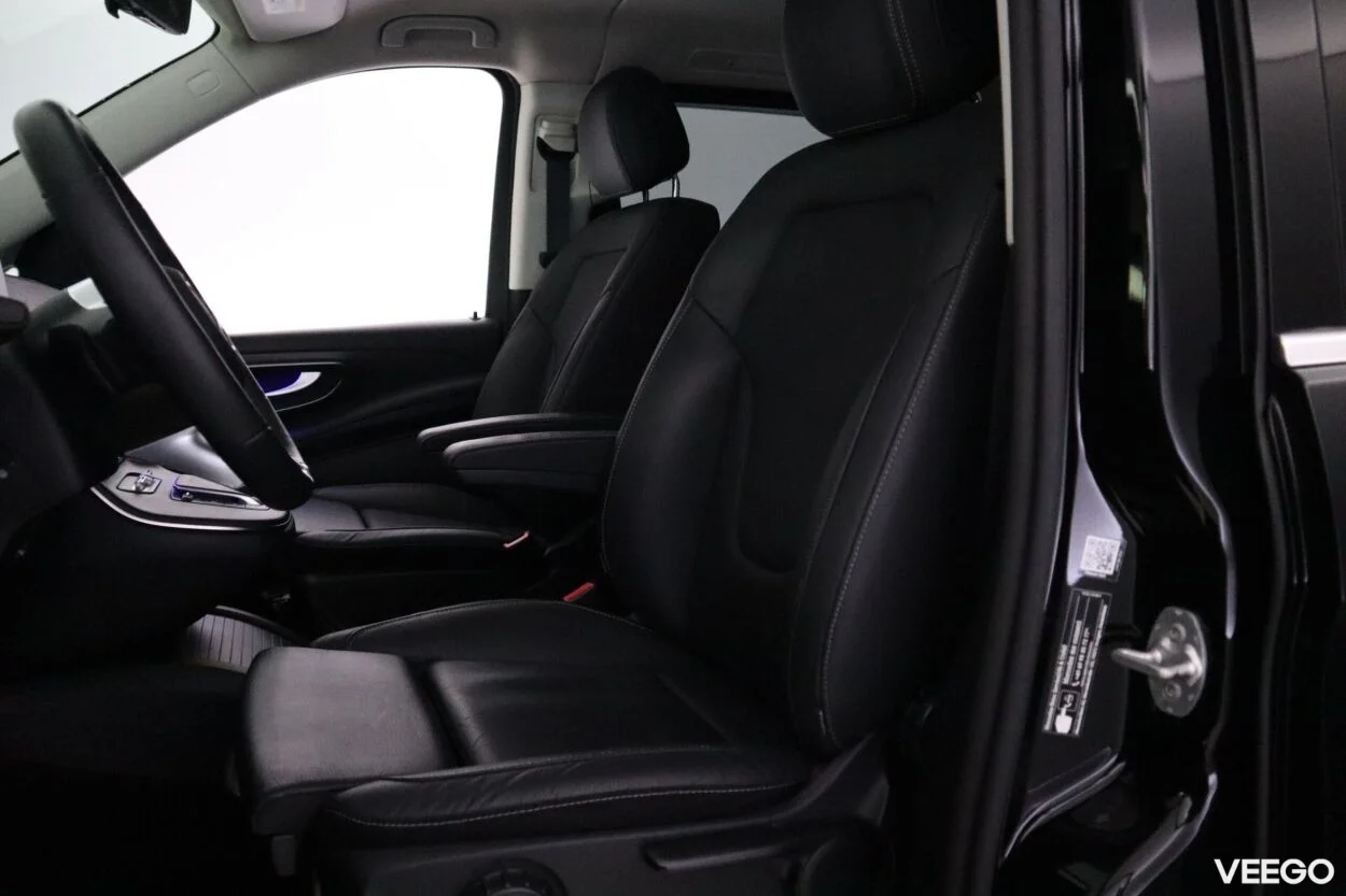 Mercedes-Benz V300 d 4Matic Avantgarde A3 2 174kW