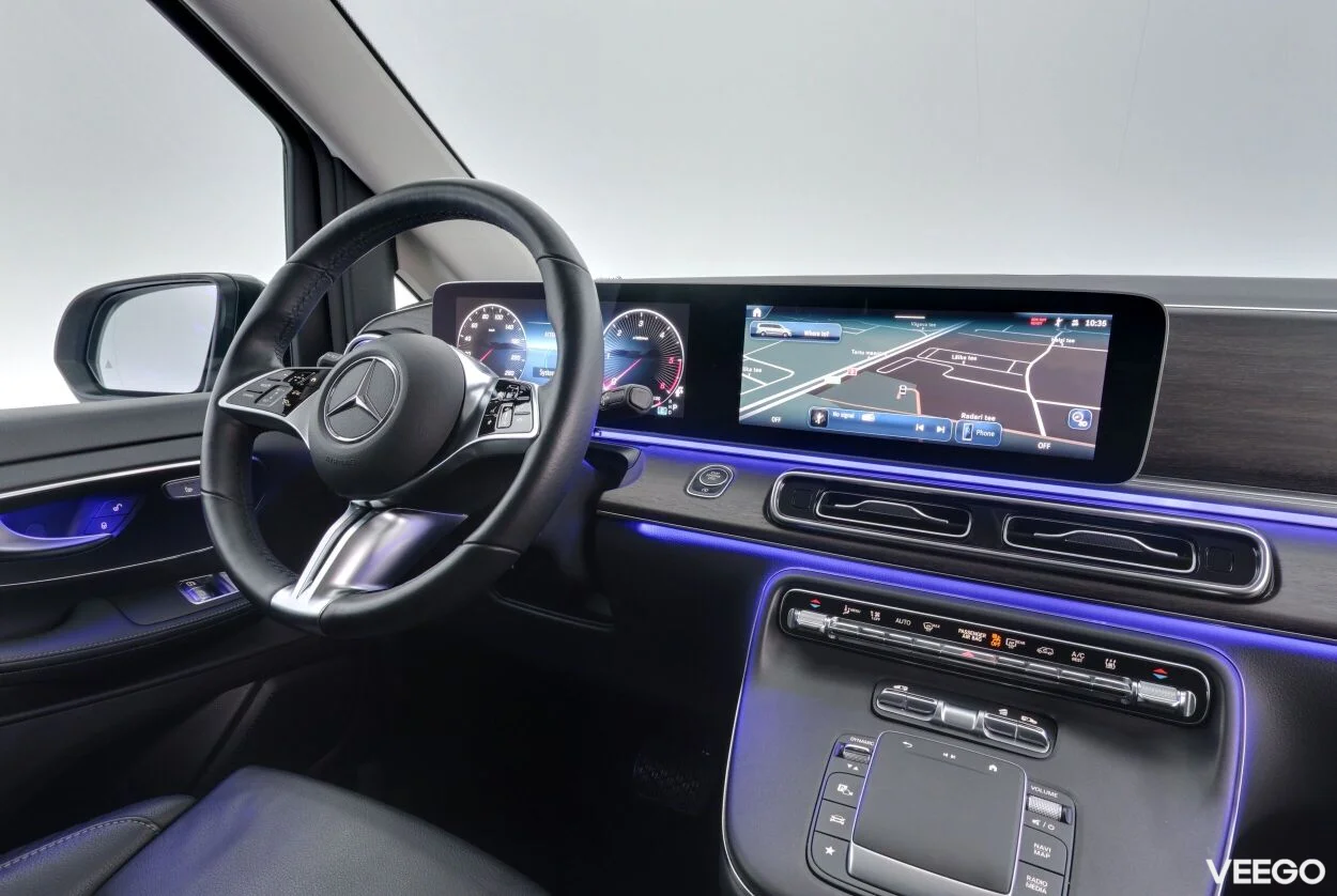 Mercedes-Benz V300 d 4Matic Avantgarde A3 2 174kW